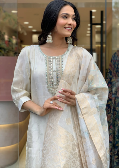 Luxe Russian Silk Jacquard Suit Set with Zari Dupatta