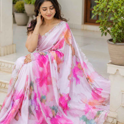 Kaagaz Ke Phool  Maheshwari Silk Saree with Diamond Cutwork Border