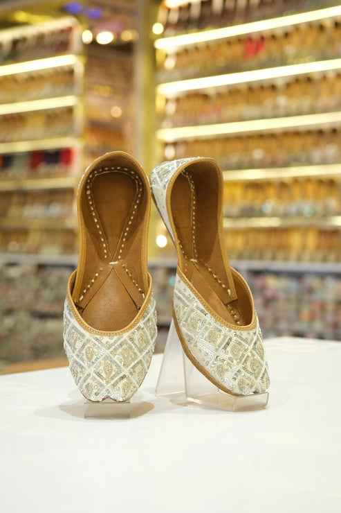 Noorza Ivory Pearl Grid Jutti