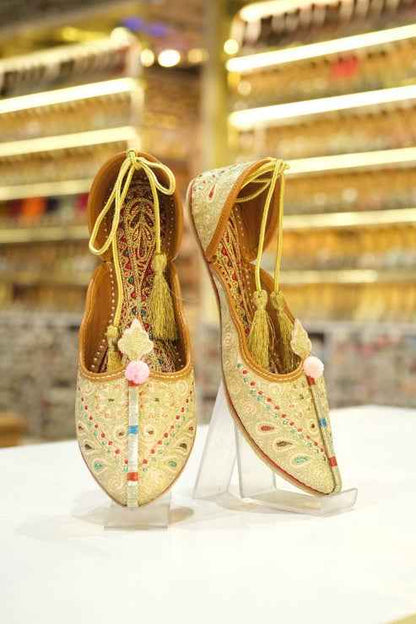 Rajkumari Tassel Tie Bridal Jutti