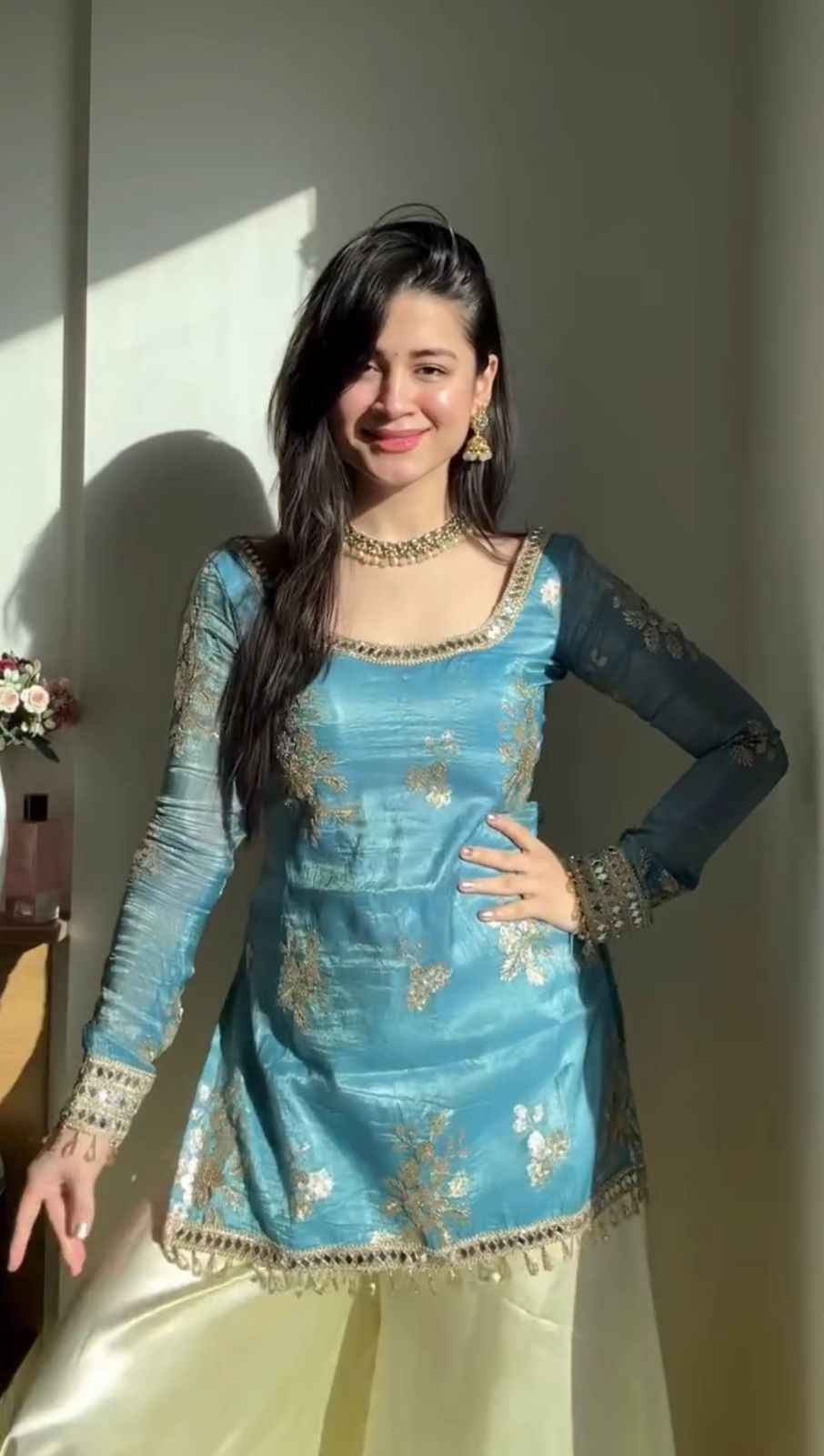 Noor-e-Aab Fendy Silk Mirror Set