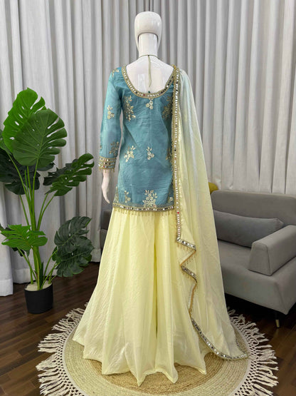 Noor-e-Aab Fendy Silk Mirror Set