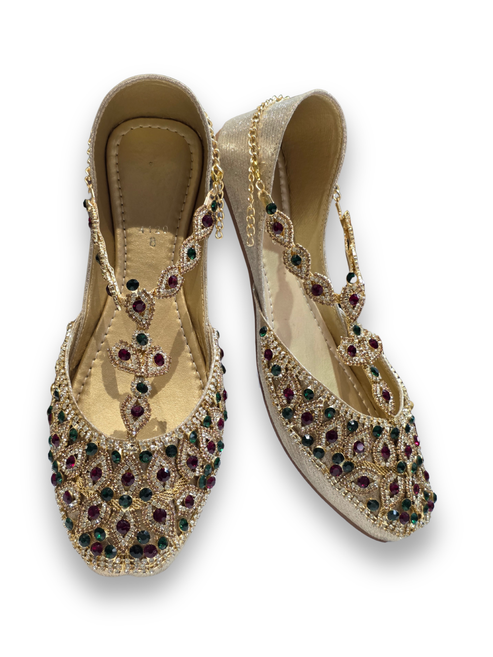 Noor Mahal Embellished Gold Jutti