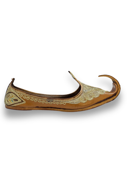 Shahzadi Zari Handcrafted Brown Jutti