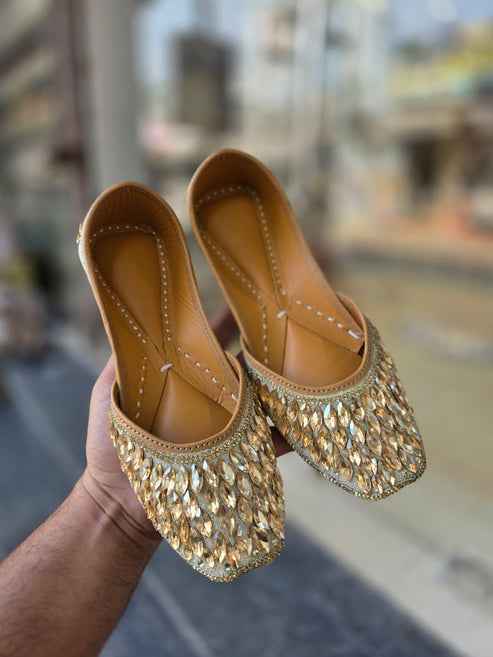 Zoya Crystal Royale Gold Jutti