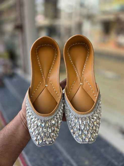 Aafreen Crystal Luxe Jutti