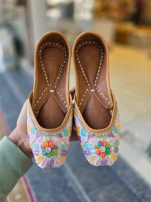 Phoolrang Pastel Festive Jutti