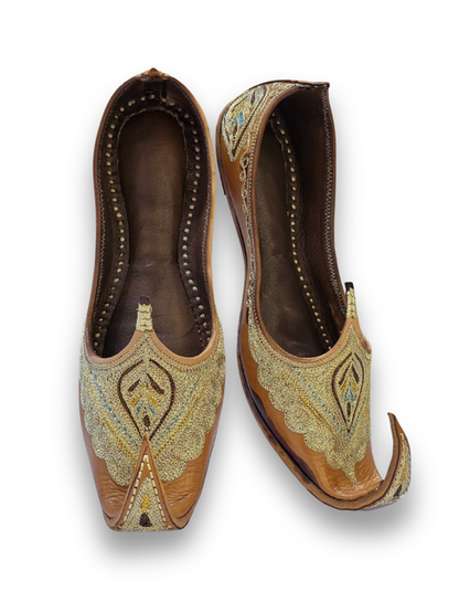 Shahzadi Zari Handcrafted Brown Jutti